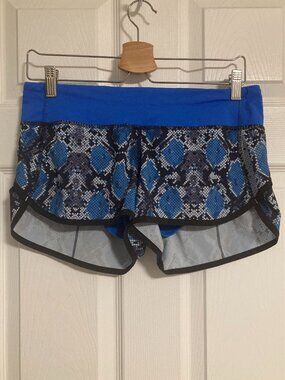Lululemon Run: Speed Short 4-way Stretch Mini Ziggy Snake Print Size 6